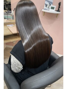 リズ(Liz) 【Lizutotalbeauty】髪質改善プレミアムストレートエステ