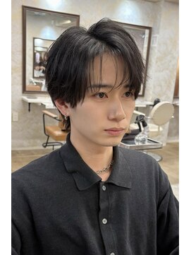 フィガロ ウメダ(FIGARO UMEDA) メンズボブウルフメンズミディアムレイヤーカット韓国ウルフ