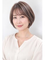 ビーワールド(B WORLD) 【藤枝】大人ショートボブ白髪ぼかしハイライト