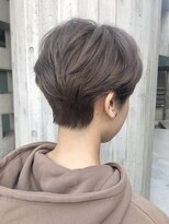 リバレッジ 白金(Leverage)&nbsp;柔らかミルクティーベージュ大人ハンサムショート