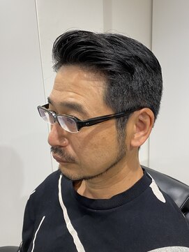 ドルクス 日本橋(Dorcus) 東京バーバー日本橋大人の刈り上げパートスタイル!