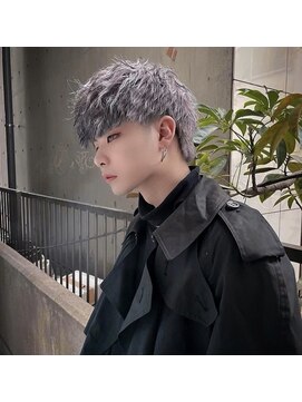 シン(syn) シルバー マッシュ ウェーブ パーマ