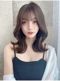 韓国アイドルのようなツヤっとくびれミディ