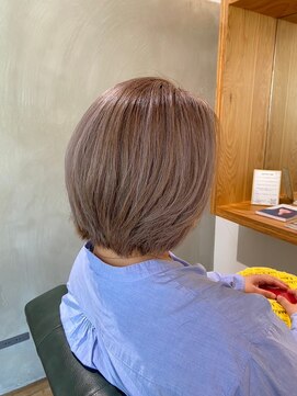 ハロー(Hollow) 【40代から始める白髪ぼかし/脱白髪染め】石橋/池田/箕面