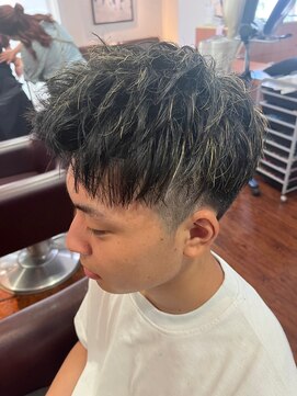スリーク 吹田店(Sleek) スパイキーショートはメンズカット人気◎