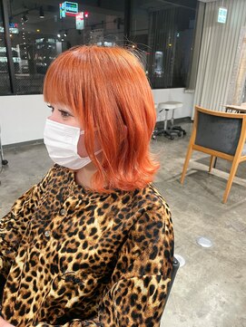 ニュート(Neut ) オレンジ/ハイトーンカラー外はねミディアム/ケアブリーチ名古屋
