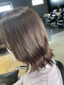 ニーゼロゼロナナ(2007) 外はねスタイル