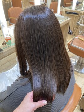 オリーブスバイネオリーブ(Olive's by neolive) ストレートロング　新宿