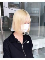 ヲタク(wotaku.)&nbsp;ホワイトブロンドブリーチハイトーンボブケアブリーチミニボブ