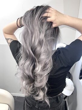 エゴ 池袋(EGO) ホワイトバレイヤージュ