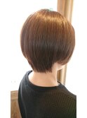 ショートボブ