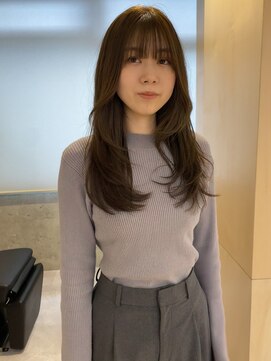 クラフト 福津(CRAFT) レイヤーで軽さを／レイヤーセミロングスタイル