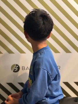 バーバーバー アカバネ(BARBER-BAR AKABANE) バーバーが手がけるキッズカット 簡単に決まるショートスタイル3