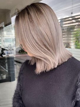 ラフヘアデザイン(Raf hair design) 大人シアーベージュミニウルフボブミディアムレイヤー