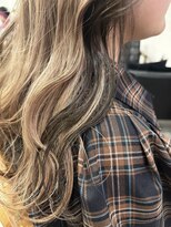 ジィップクリニカ(Zip clinica) 逆インナーカラー 担当-木村優伽