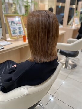 アッシュ 行徳店(Ash) 白髪ぼかしハイライト×明るめベージュ