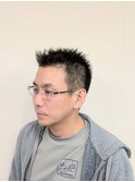 清潔感溢れる短髪スパイキースタイル