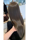 嫌な赤味は抑えて透明感グレージュに♪