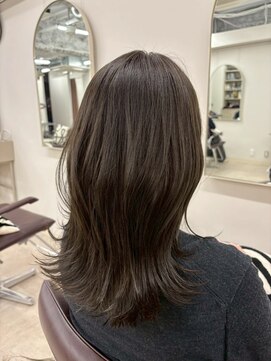 ネウィ 八王子(newi) 髪質改善酸熱トリートメント 艶感グレージュ/外ハネ