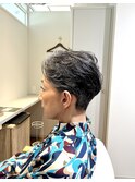 大人ヘア簡単スタイリングショートヘア