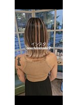 シェリー(cherie)&nbsp;海外風ブロンドベージュバレイヤージュ