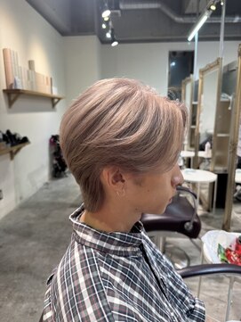 アンジェ(ange) 毛流れセンターパート