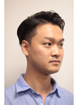 ヘアメイク グリーン アール(HAIR MAKE Green R) ポイントパーマツーブロックスタイル