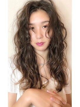 クーエフー(coo et fuu) 大きめニュアンスウェーブでふわっと