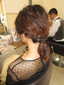 コアフィールフィス(COIFFURE fils) 【見附・今町】披露宴 お呼ばれ ハーフアップ