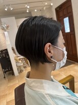 アマレット(Amaretto)&nbsp;【前下がり×刈り上げ】