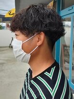 リット×ベリエ(Lit.×belier)&nbsp;波巻きスパイラルパーマメンズマッシュツーブロックメンズパーマ