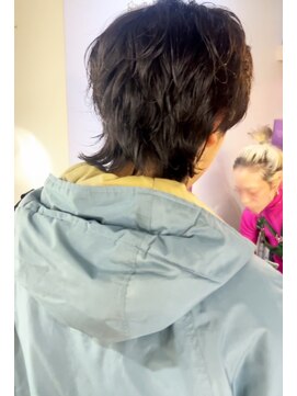 マリアバイアフロート(Maria by AFLOAT) 【山田】メンズマッシュウルフ韓国風パーマ