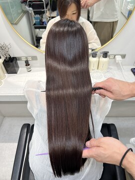 トランス(TRUNS) 髪質改善ULTOWAトリートメント