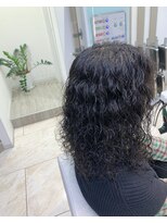 ケンジ 平塚 アネッタ(KENJE annetta) スパイラルパーマ