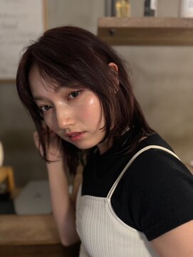 メゾンドムニ 恵比寿(Maison de MUNi) 前髪センターパート/こなれミディ／イメチェンカラー