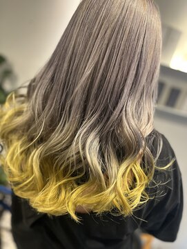 モアバイエフ(MORE byF) 裾カラー