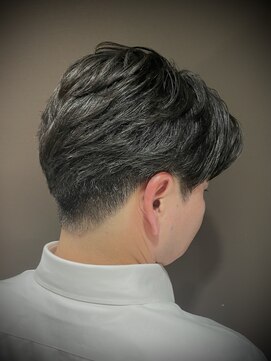 ヒロギンザ 六本木店(HIRO GINZA) センターパート　ニュアンスパーマ