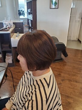 ツヤイロ 島田店 40代50代ショートボブウルフカットボブウルフ韓国ネビージュ