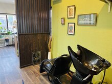 ヘアー ドアーズ(HAIR DOORS)の雰囲気（シャンプー台。HAIR DOOS自慢のヘッドスパで疲れを癒せます◎）