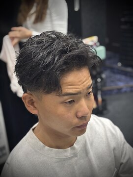 スタッグス 上野御徒町(STUG'S) ツーブロアップ