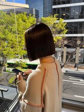 イロ(iiro) 切りっぱなしボブ/AYAKA