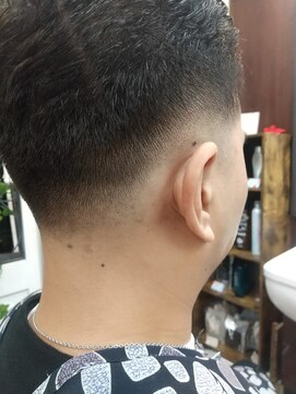 アサノカットブース アイロンパーマ＋フェードスタイル