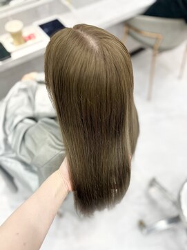 ジーナ 名駅(XENA.) 《Rena》ベージュカラー/ブリーチカラー