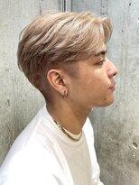 韓国メンズピンクベージュミルクティーカラーセンターパートヘア