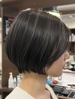 ルイ(ROUIS produced by LUCK 津田沼)&nbsp;ROUIS 津田沼 シルキーグレージュハイライト/ショートボブ