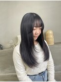 毛先デザインが可愛いロングレイヤー