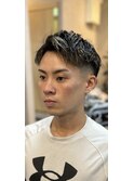 ツーブロック　　アップバング