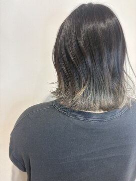 アヴァンス アリオ鳳店(AVANCE) グレージュグラデーション