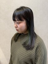 ネウィ 大分中央町店(newi) イヤリングカラーグリーン透明感ナチュラル外ハネミディ
