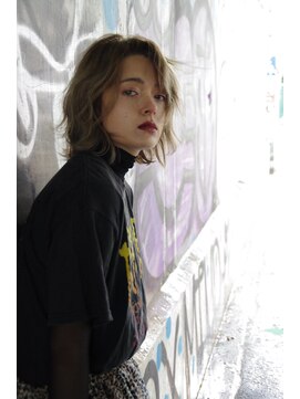 ヘアーワークス ヘルム 渋谷店(HAIR WORKS HELM) [HELM渋谷] ハイトーンカラー